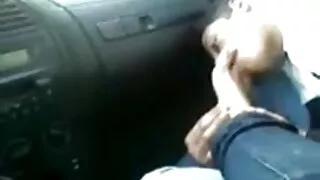 إيميلين) سكس مترجم جديد السيئة و (كريستين أوهارا) بجانب الشلال